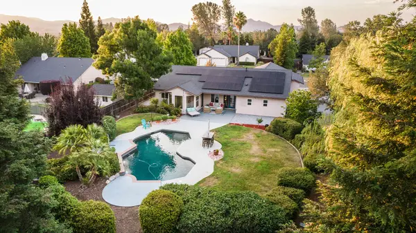 19277 Sellins View Court, Redding, CA 96003