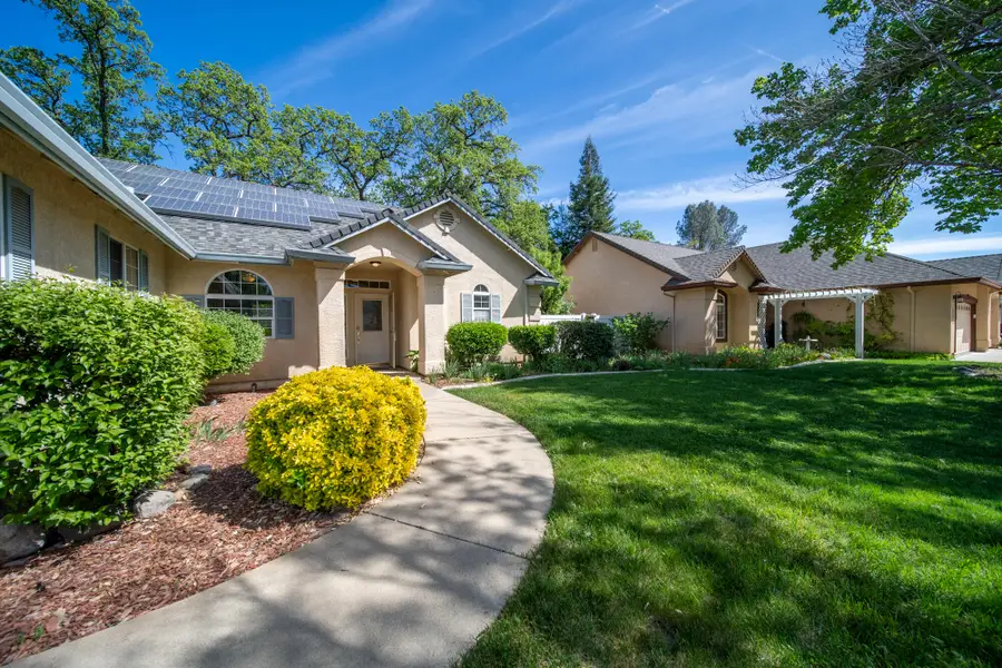 647 Olympic Street, Redding, CA 96003 - #2