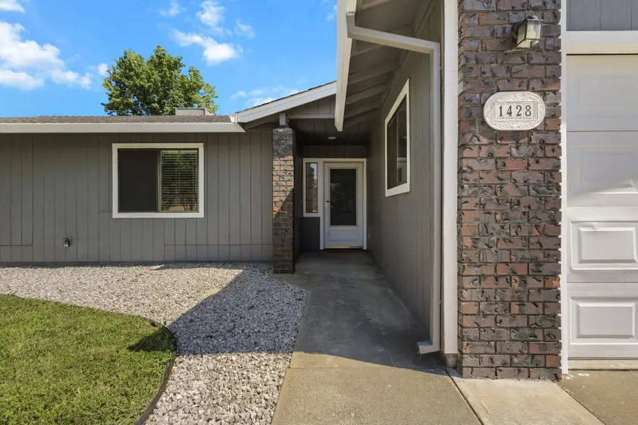 1428 Wingsetter Way, Redding, CA 96003 - #3