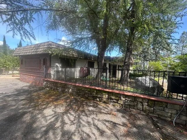 14305 Wintu Way, Redding, CA 96003 - #1