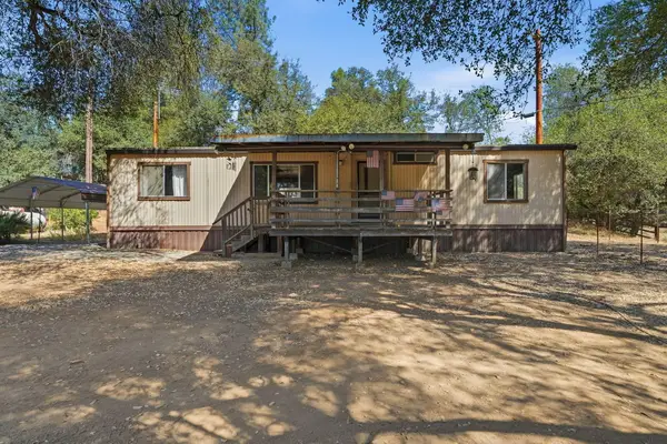 11961 Cedar Tree Lane, Redding, CA 96003