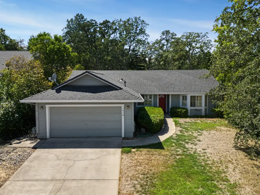 1910 Kinvarra Way, Redding, CA 96001 - #2