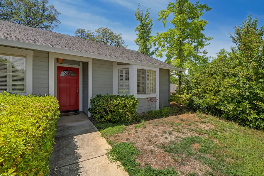 1910 Kinvarra Way, Redding, CA 96001 - #3