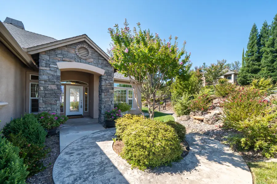 3183 Colombard Walk, Redding, CA 96001 - #3