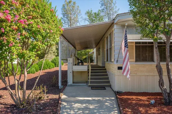 4884 Pecan, Redding, CA 96003