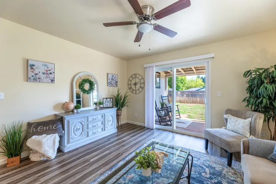 4053 Cirrus Street, Redding, CA 96002 - #3