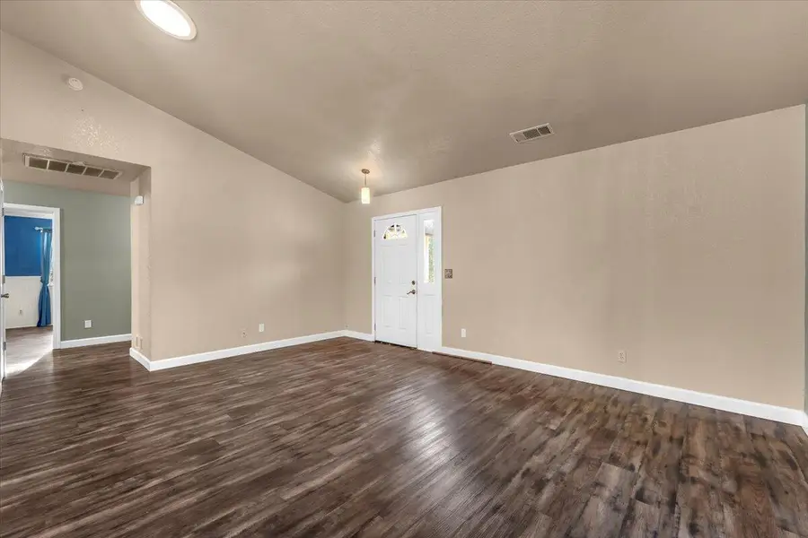 662 Ansley Court, Redding, CA 96003 - Image #3