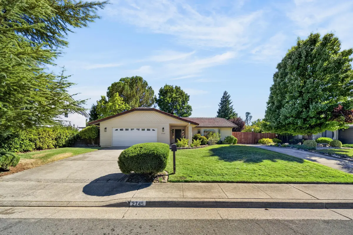 2745 Amethyst Way, Redding, CA 96003 - #1