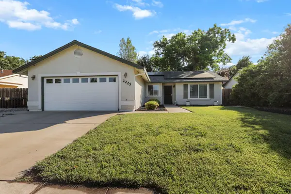 2225 Shenandoah Drive, Anderson, CA 96007