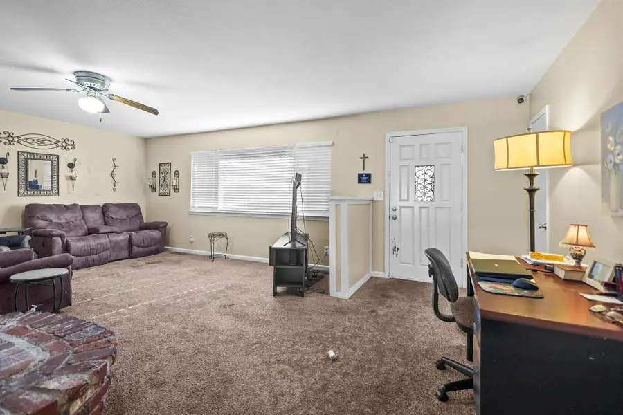 1556 Minor Street, Redding, CA 96002 - Image #2