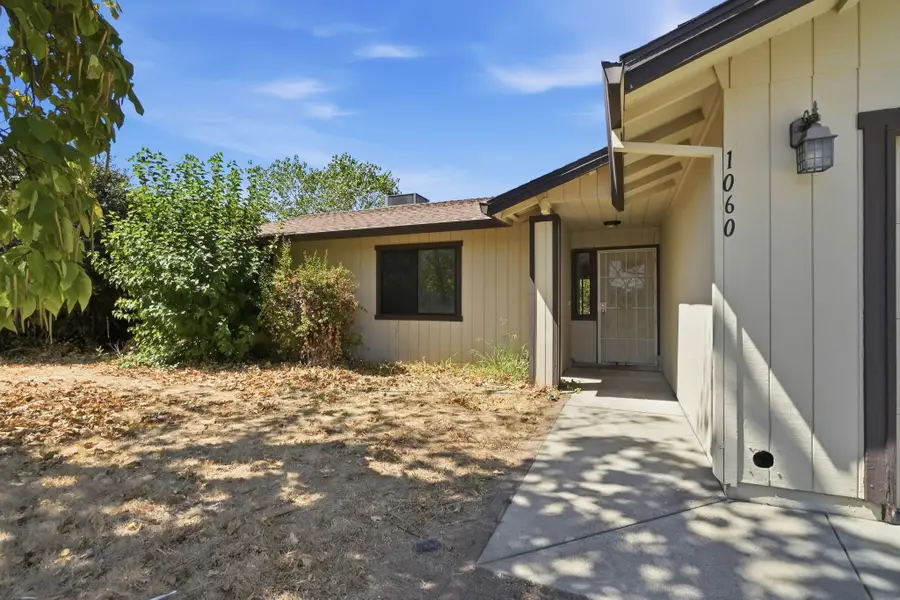 1060 Dara Court, Redding, CA 96003 - #3