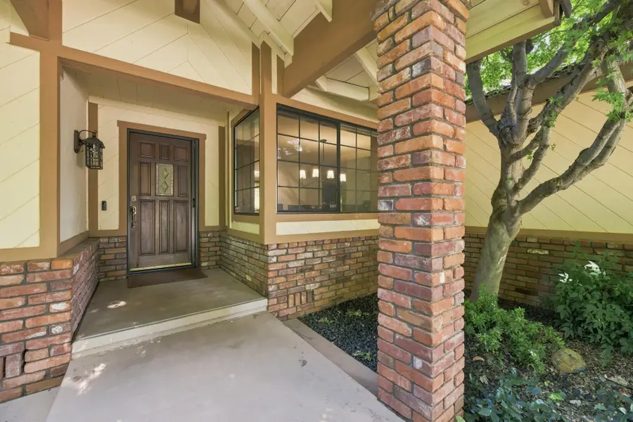 891 Sunriver Lane, Redding, CA 96001 - #3