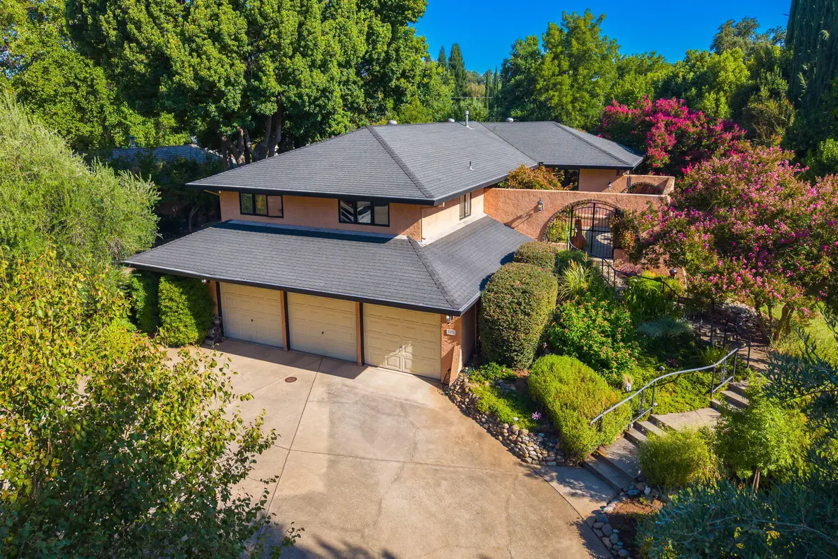 2890 Balaton Avenue, Redding, CA 96001 - #1