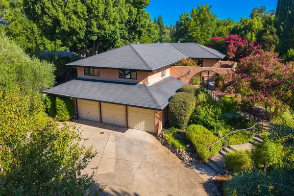 2890 Balaton Avenue, Redding, CA 96001