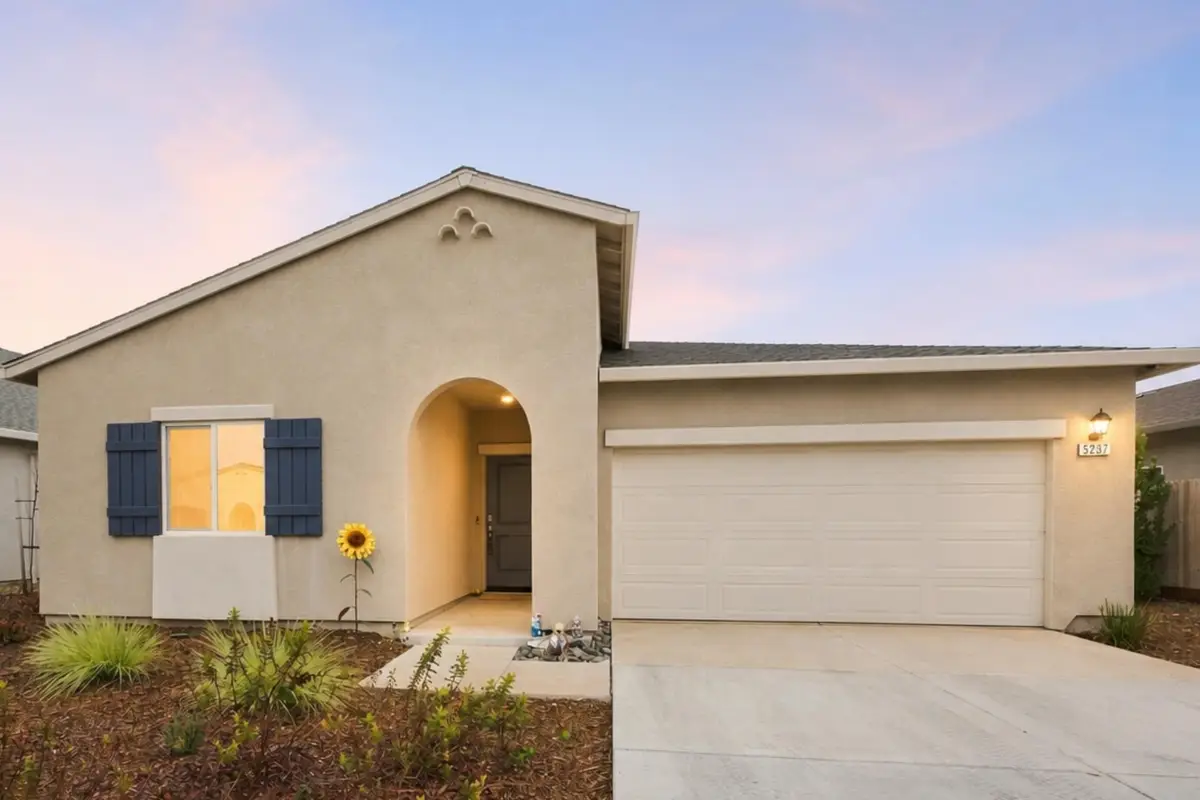 5237 Monaco Parkway, Redding, CA 96002 - #1