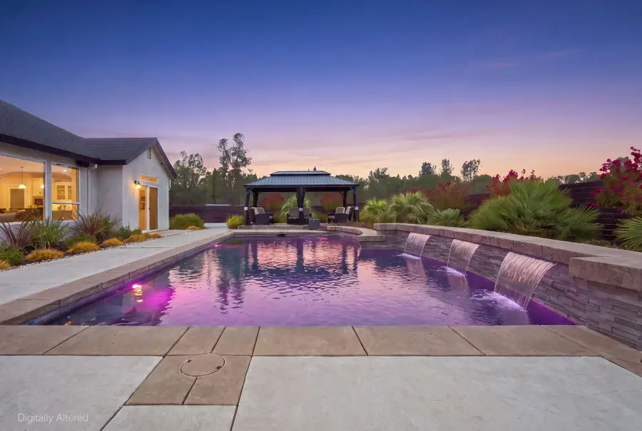 3320 Kentwood Drive, Redding, CA 96002 - #3