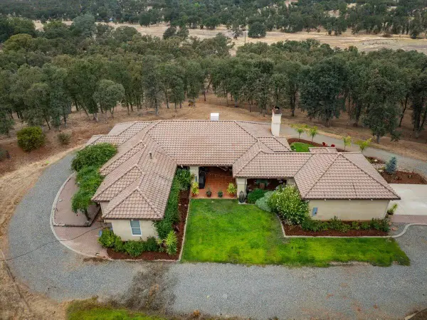 18371 Basler Road, Cottonwood, CA 96022