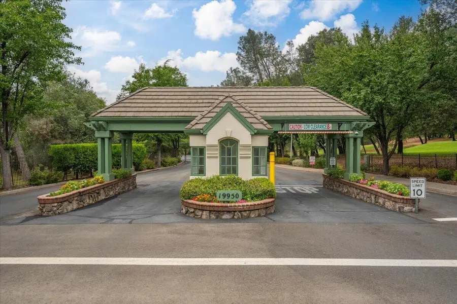 19645 San Vincente Drive, Redding, CA 96003 - #3