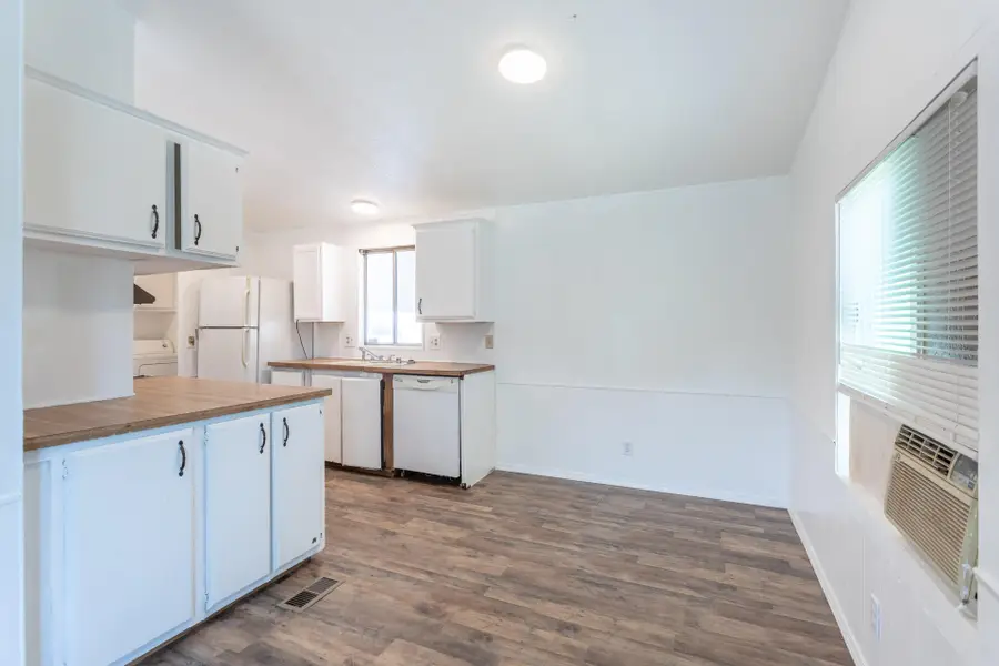 19964 Riverside Avenue, Anderson, CA 96007 - #3