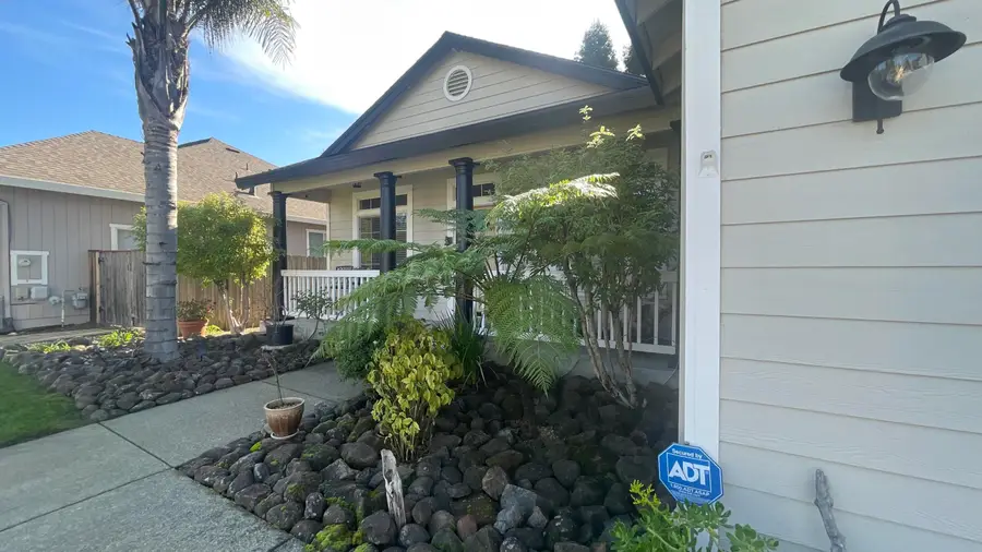 208 Viking Court, Windsor, CA 95492 - Image #2