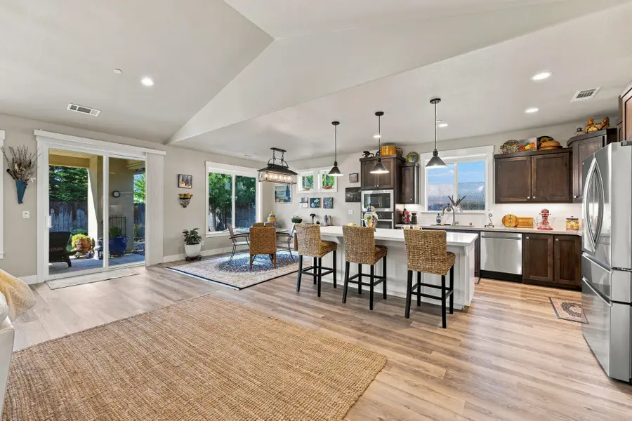 3577 Laver Street, Redding, CA 96002 - #3