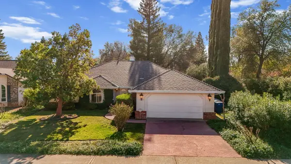 2427 Castlewood Drive, Redding, CA 96002