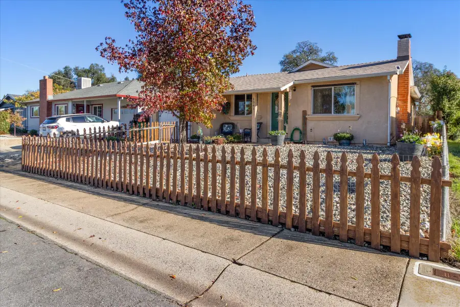 1381 Jeffries Avenue, Anderson, CA 96007 - Image #3