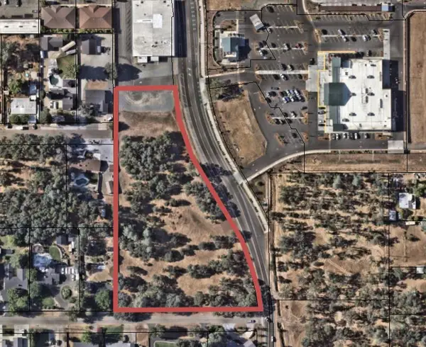 2470 Alden Avenue, Redding, CA 96002