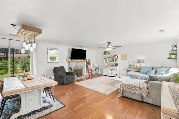 4040 Oro Street, Redding, CA 96001