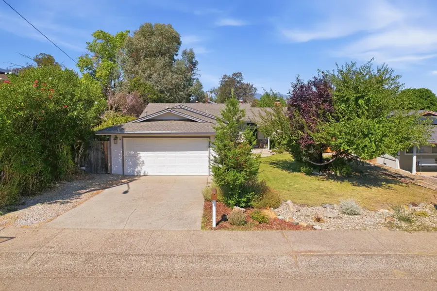 4040 Oro Street, Redding, CA 96001 - #2