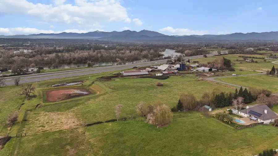 7100 Milky Way, Redding, CA 96002 - #2