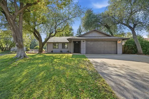 3296 Flintwood Way, Redding, CA 96002
