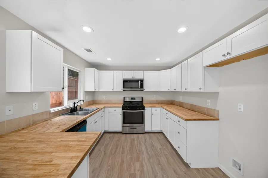3722 Olive Street, Shasta Lake, CA 96019 - #2