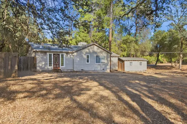 12424 Quartz Hill Road, Redding, CA 96003