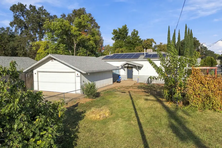 1690 Veterans Lane, Anderson, CA 96007 - #2