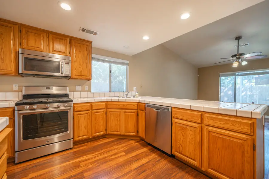 1805 Yahi Lane, Redding, CA 96002 - #2