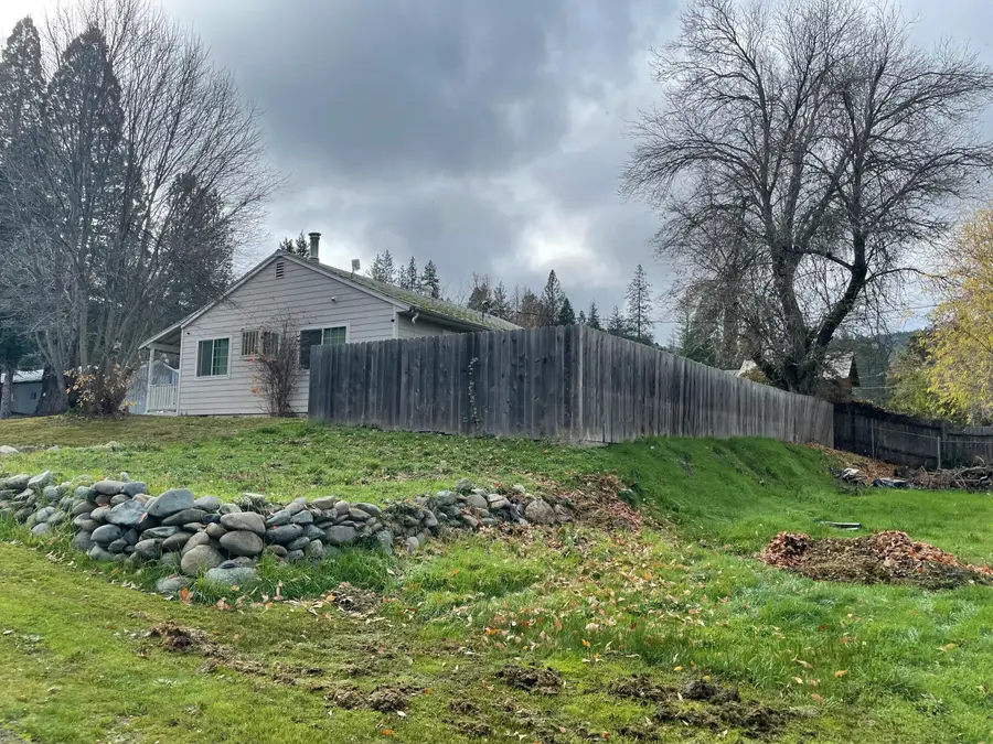 125 Texas Avenue, Lewiston, CA 96052 - #3