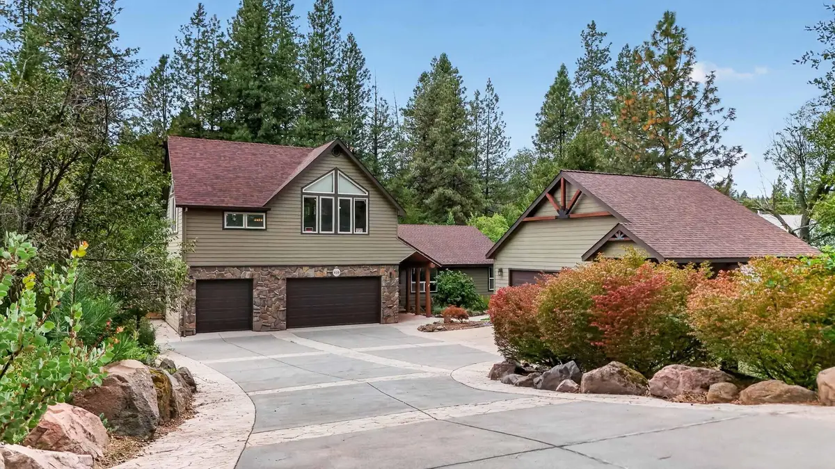 820 Michele Drive, Mount Shasta, CA 96067 - #1
