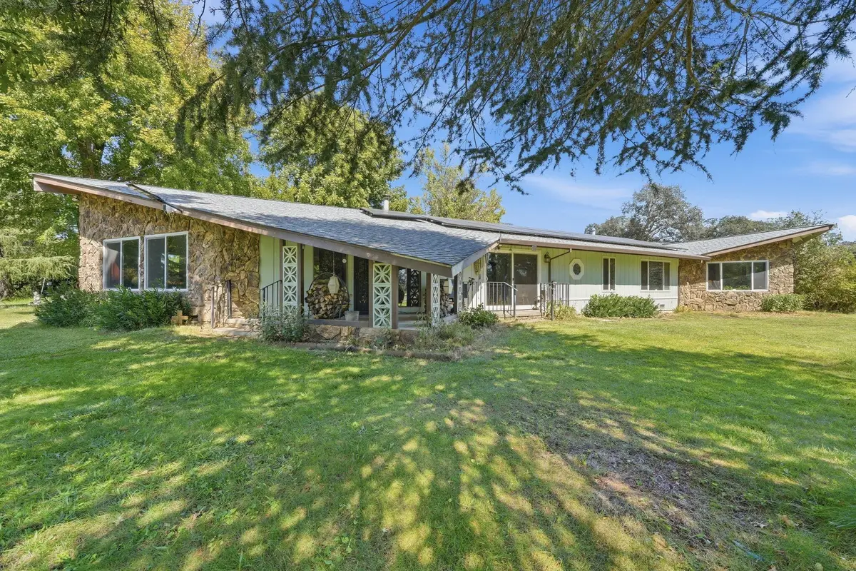 3083 Majestic Oak Circle, Cottonwood, CA 96022 - #1