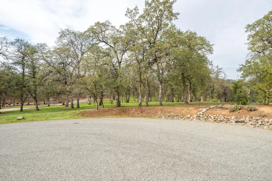 El Camino Robles Road, Redding, CA 96001 - #3