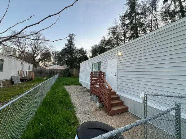 2200 Jewell Lane, Redding, CA 96001