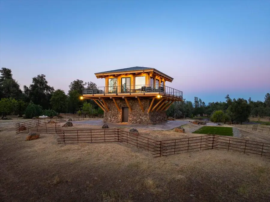 8499 Simmons Road, Redding, CA 96001 - #3