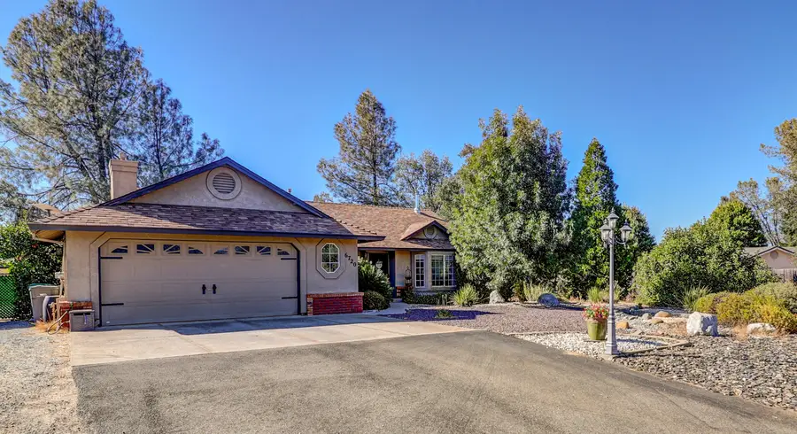 6720 Stallion Ridge Road, Anderson, CA 96007 - #2