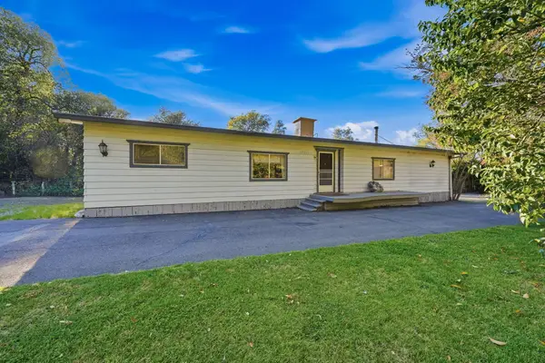 11972 Bella Vista Court, Bella Vista, CA 96008