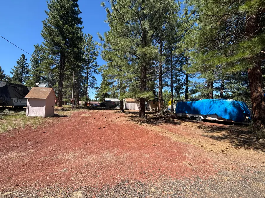 687-365 Maple Way, Susanville, CA 96130 - #2