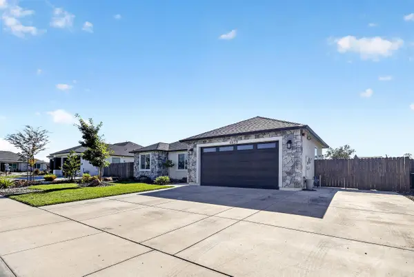 4839 Sierra Court, Anderson, CA 96007