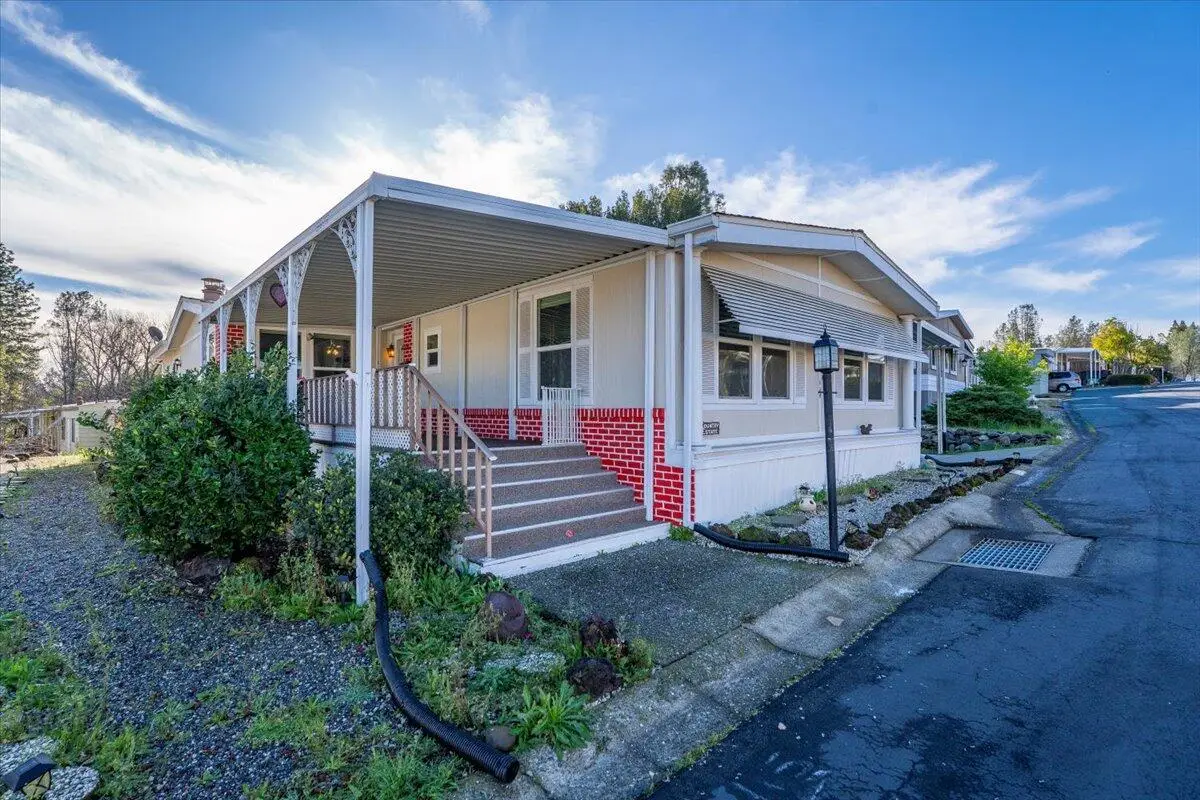 459 Red Cedar Drive, Redding, CA 96003 - Image #1