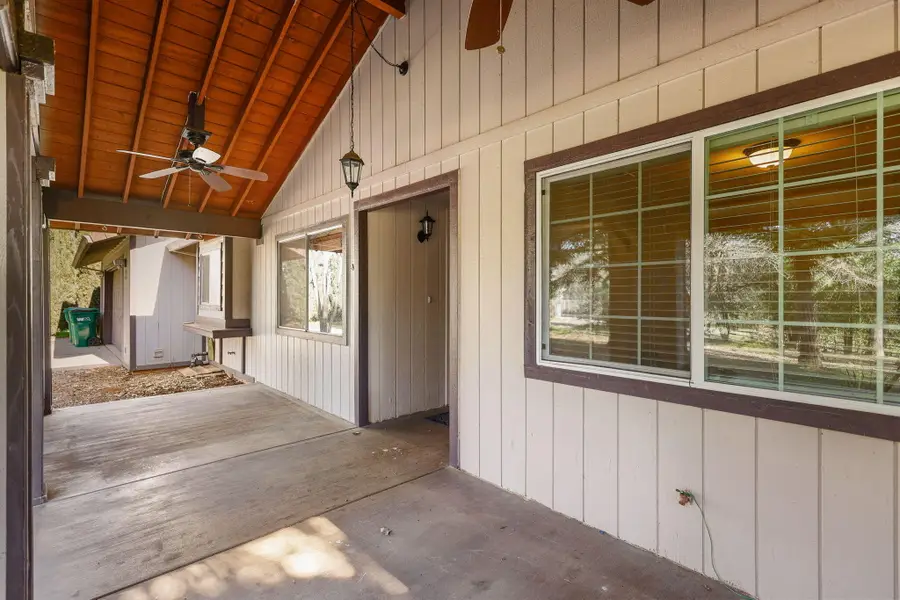 12723 Old Oregon Trail, Redding, CA 96003 - #2