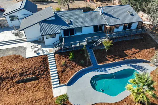 8858 Sun Valley Drive, Palo Cedro, CA 96073