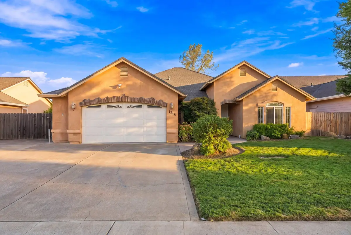 1318 Bonhurst Drive, Redding, CA 96003 - #1